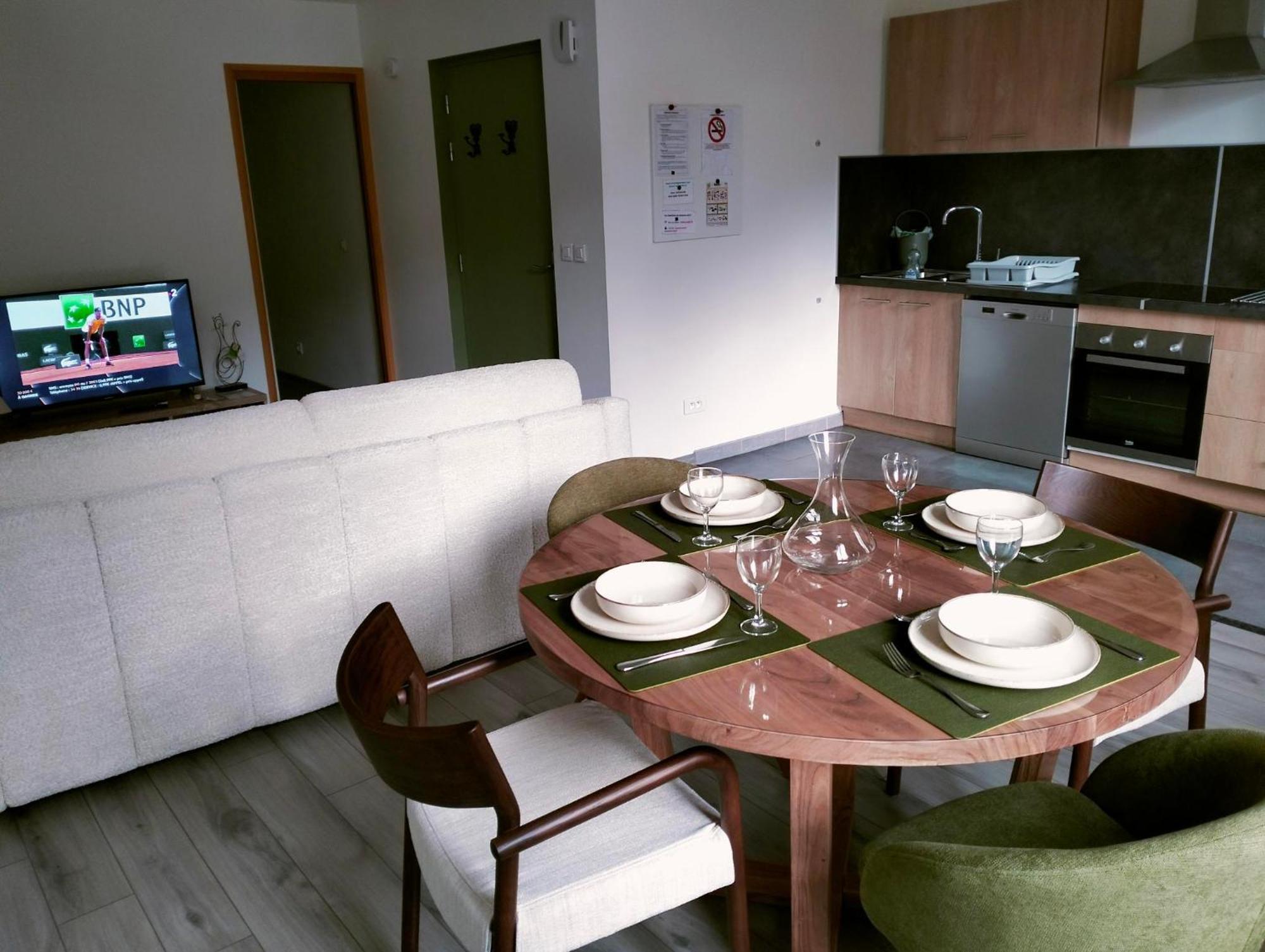 La Provence Vous Attend - 2Eme Etage Digne-les-Bains ภายนอก รูปภาพ